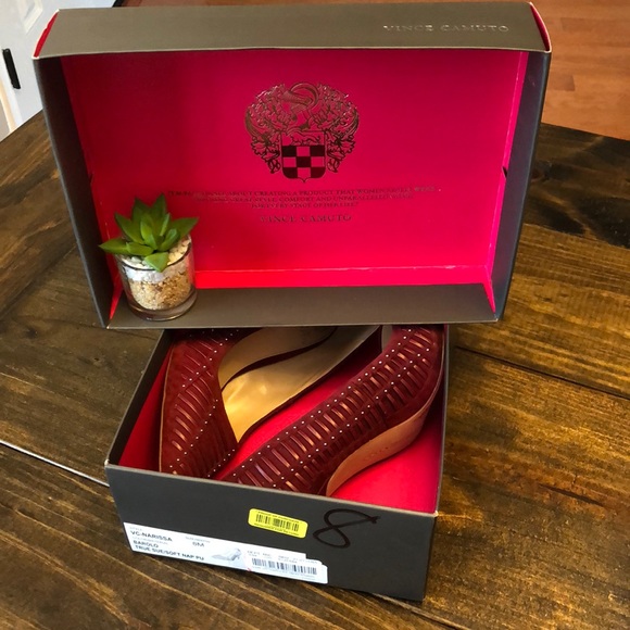 Vince Camuto red suede studded pumps - Picture 8 of 8